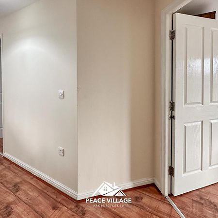 Ashton Co-Living - Private Room Self-Cater 曼彻斯特 外观 照片